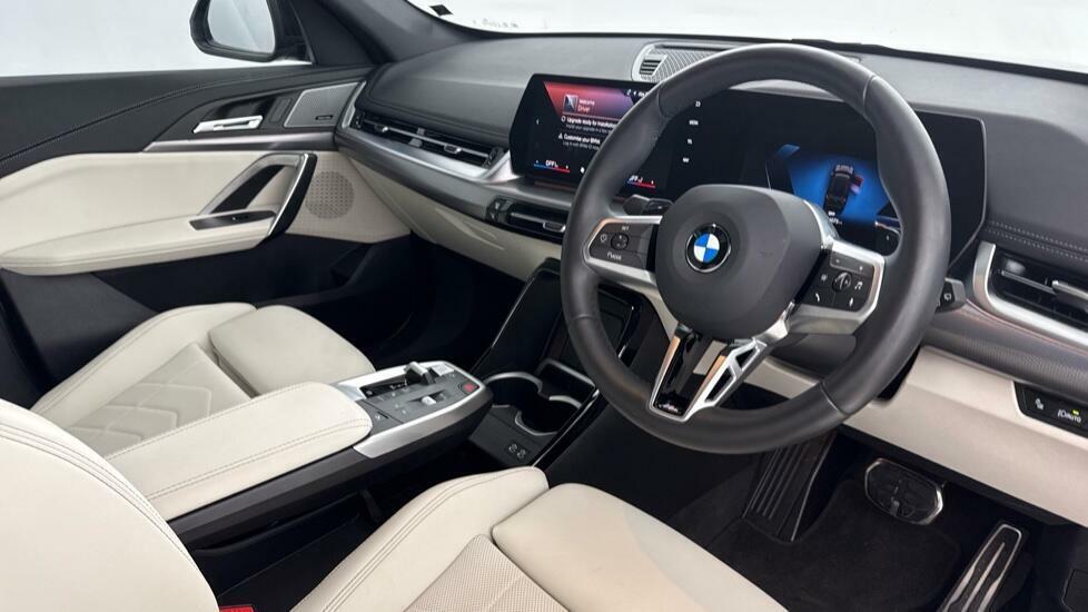 BMW X1 Xdrive 23I Mht Xline Step 2026 Red #6