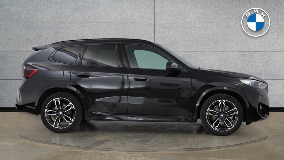 BMW X1 Xdrive 23I Mht Xline Step 2026 Red #3