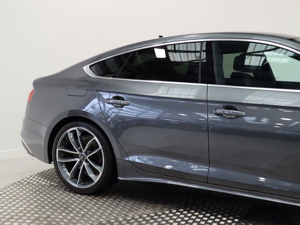 Audi A5 2.0 Tfsi 40 Black Edition Coupe S Troni Black #17