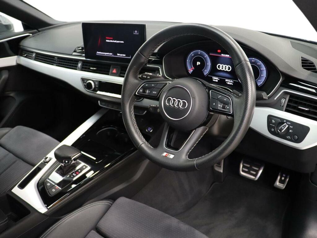 Audi A5 2.0 Tfsi 40 Black Edition Coupe S Troni Black #6