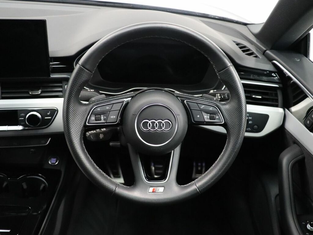 Audi A5 2.0 Tfsi 40 Black Edition Coupe S Troni Black #14