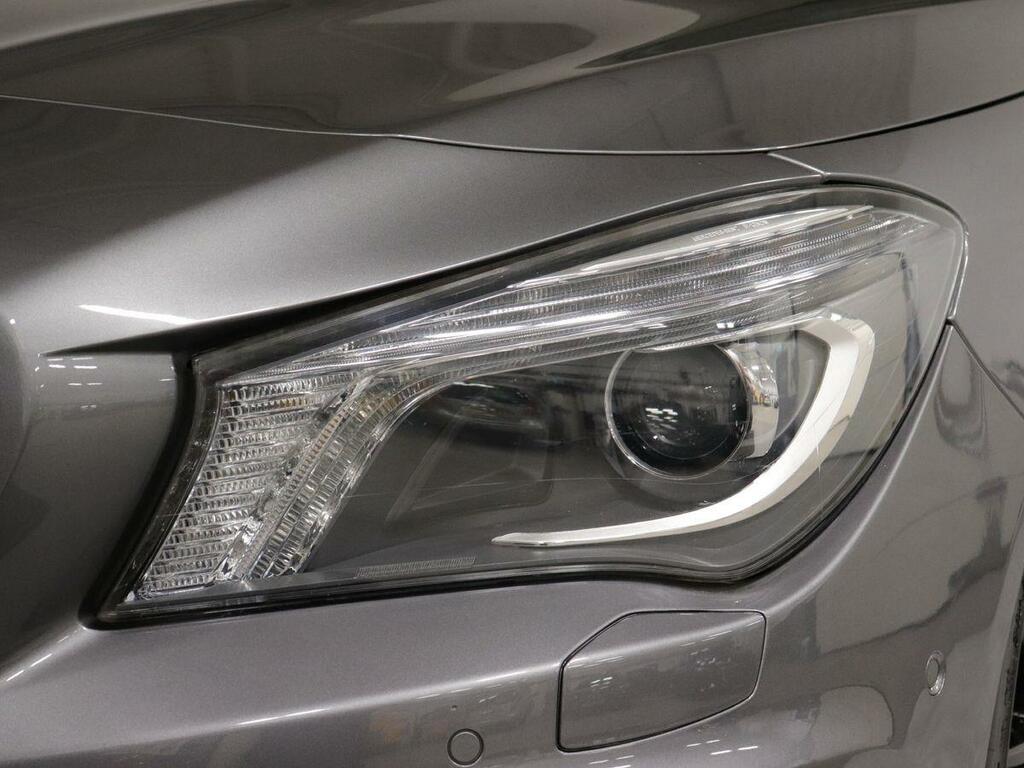 Mercedes-Benz CLA Class Saloon White #7