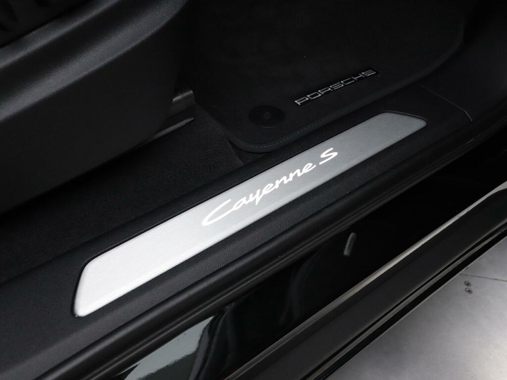 Porsche Cayenne V6 E-hybrid 25.9Kwh Tiptronics Euro 6 Black #25