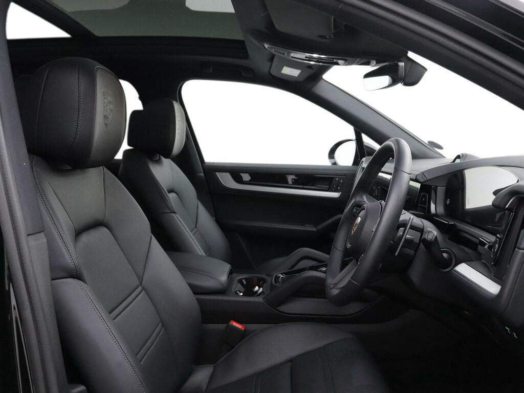 Porsche Cayenne V6 Platinum Edition  #10