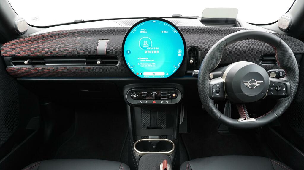 Mini Hatch 1.5 C Exclusive Level 2 Black #4