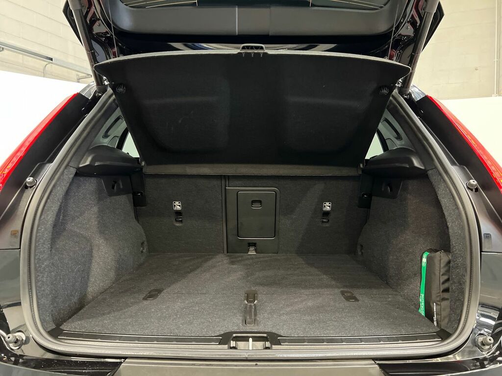Volvo EX40 Plus Single Motor Green #13