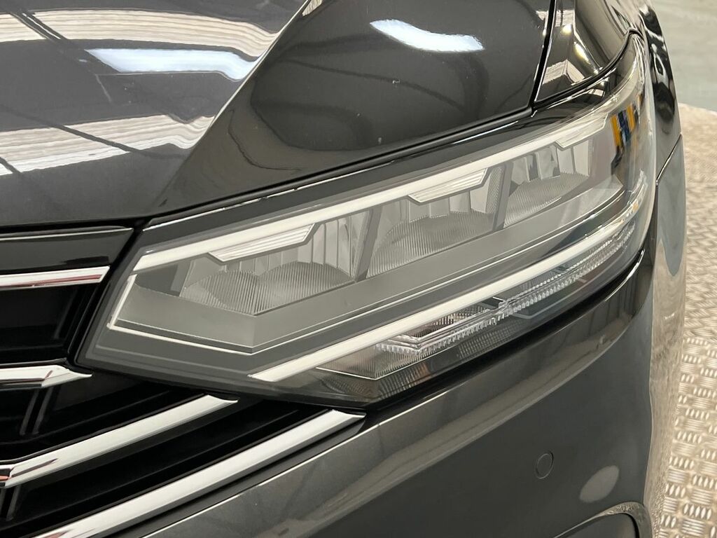 Volkswagen Passat Tsi Evo Sel Estate Grey #7