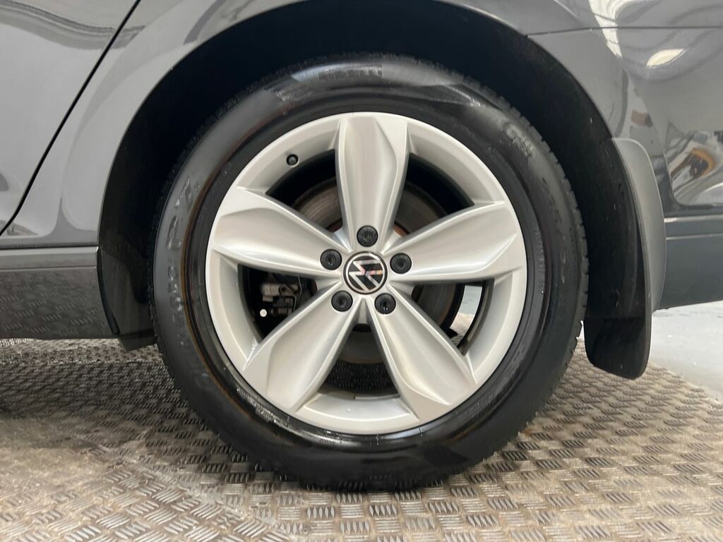 Volkswagen Passat Tsi Evo Sel Estate Grey #25