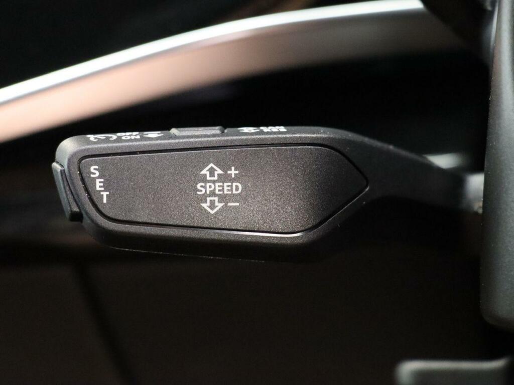 Audi Q8 55 Tfsi Quattro Vorsprung Tiptronic Black #35