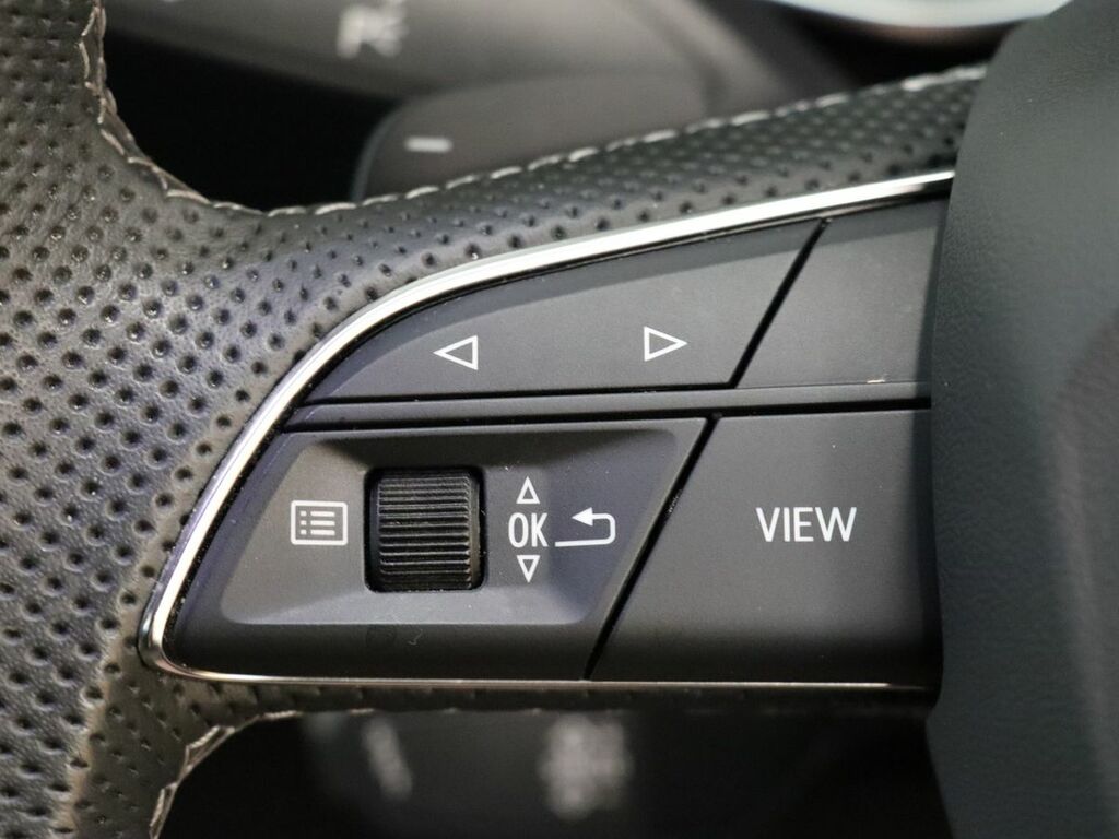 Audi Q8 55 Tfsi Quattro Vorsprung Tiptronic Black #32
