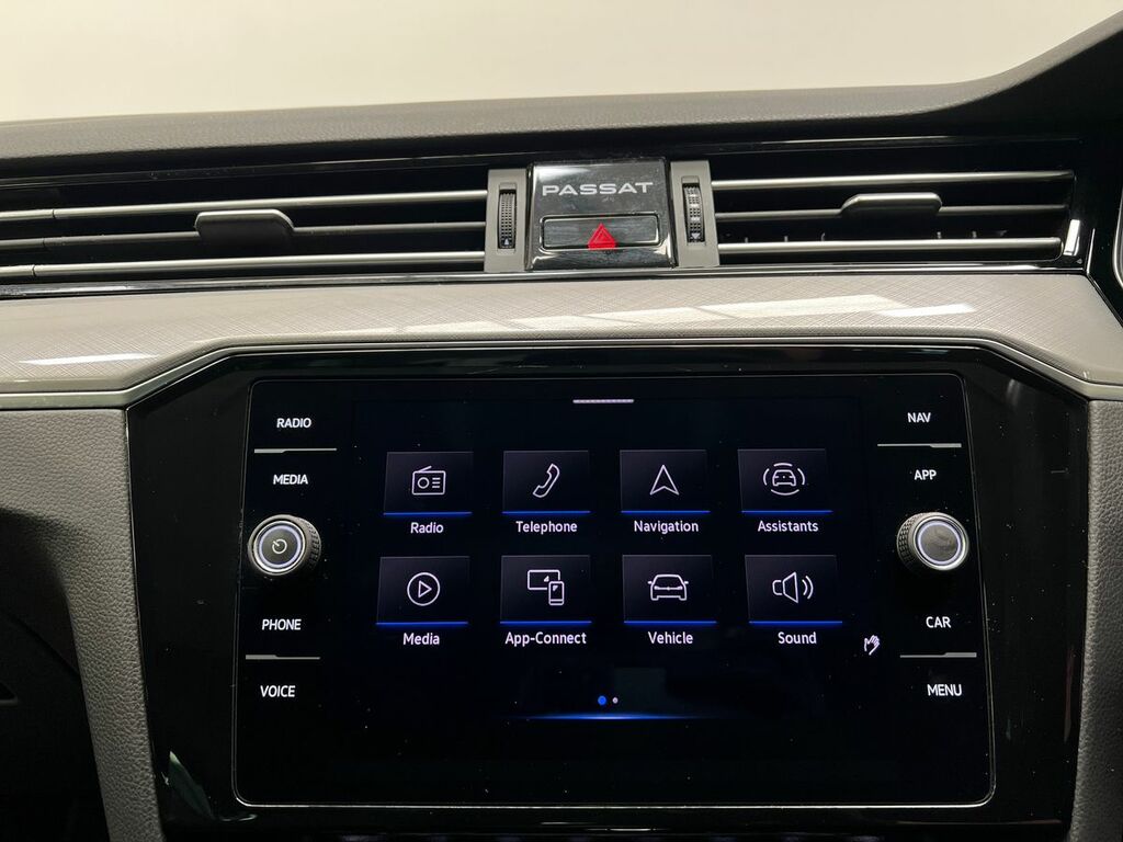 Volkswagen Passat 1.5 Tsi Evo Sel Euro 6 Ss Silver #33