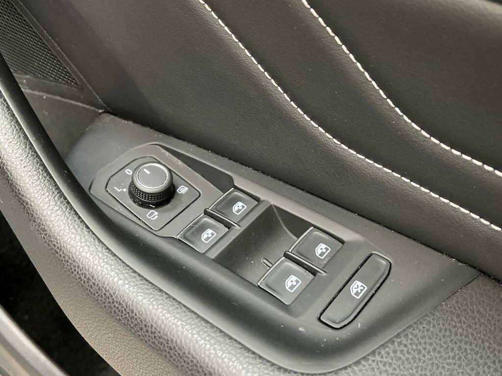 Volkswagen Passat 1.5 Tsi Evo Sel Euro 6 Ss Silver #30