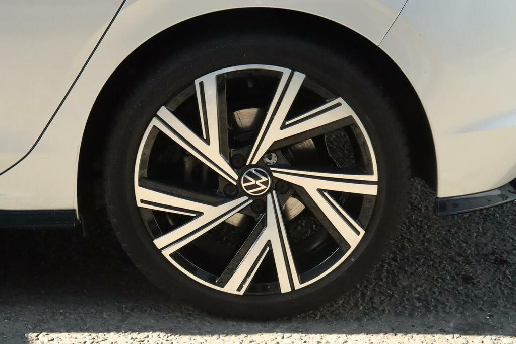 Volkswagen Golf 2.0 Tsi Gti Dsg 245 Ps White #24