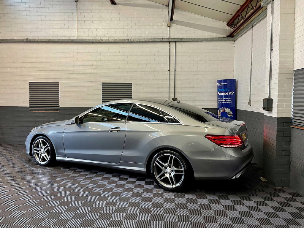 Mercedes-Benz E Class 2.1 E220 Cdi Amg Sport Coupe G-tronic GX64ZWJ Silver #5
