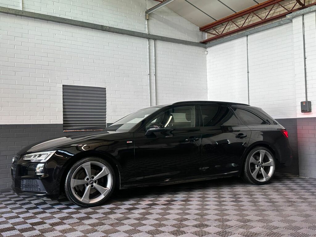 Audi A4 Avant 2.0 Tfsi Black Edition Estate S Tronic YE18EEW Black #3