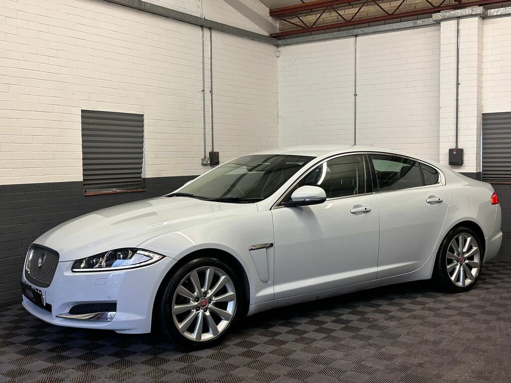 Jaguar XF 2.2D Portfolio Saloon Euro 5 Ss OV15WZR White #3
