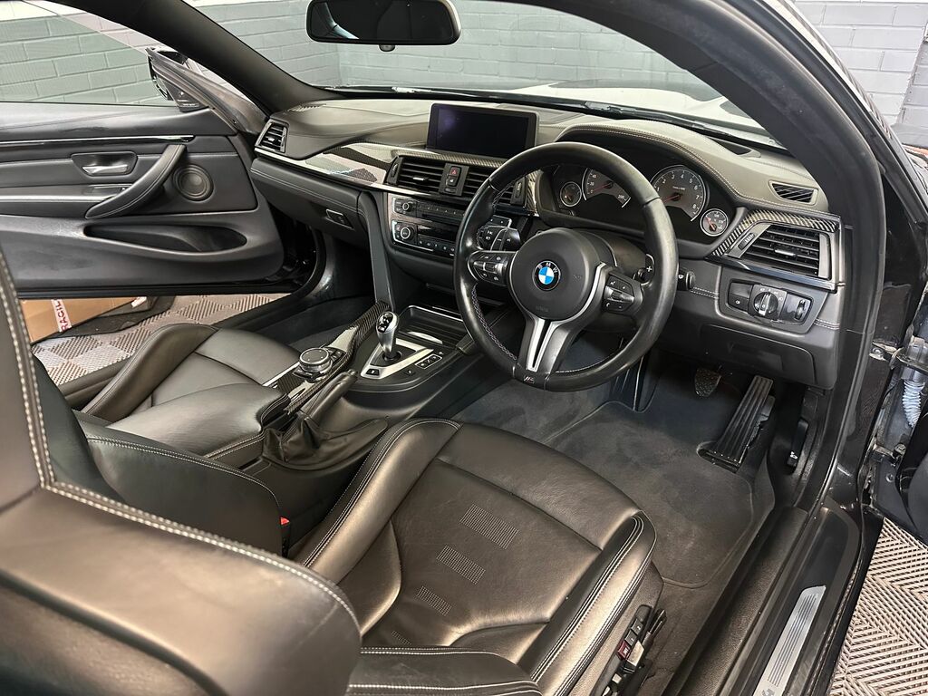 BMW M4 Blue #30