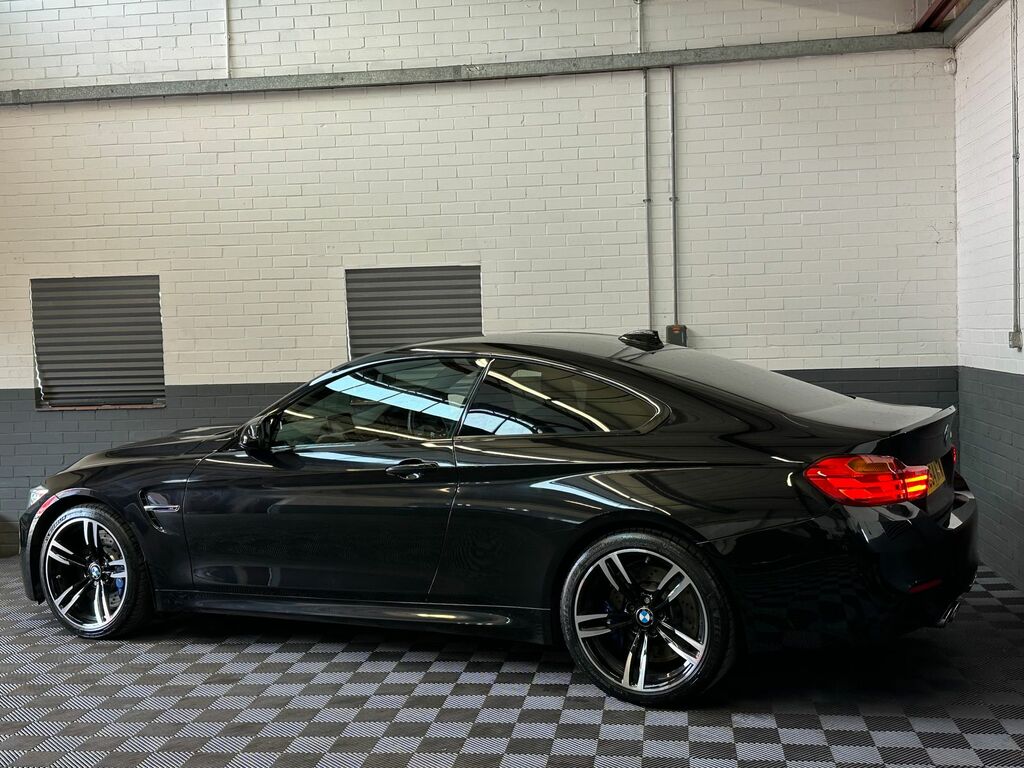BMW M4 Blue #8