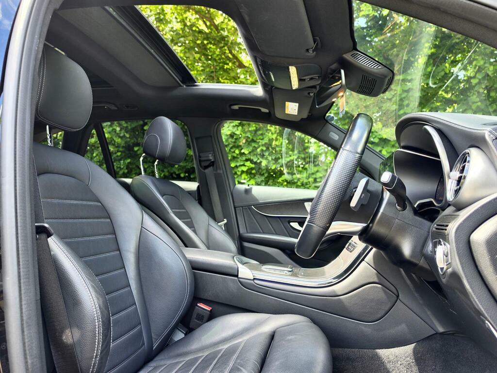 Mercedes-Benz GLC Class 2.0 Glc300d Amg Line Premium Plus G-tronic 4Mat BU22MDN Black #2