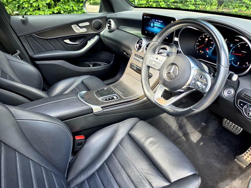 Mercedes-Benz GLC Class 2.0 Glc300d Amg Line Premium Plus G-tronic 4Mat BU22MDN Black #4