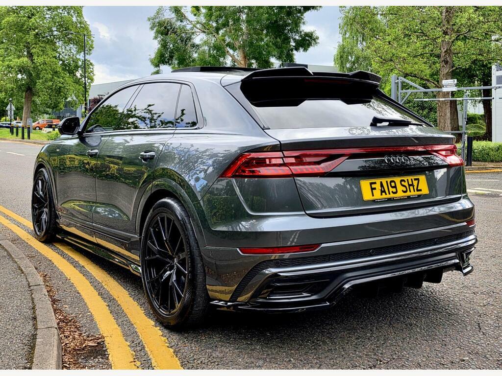 Audi Q8 S Line Black #22