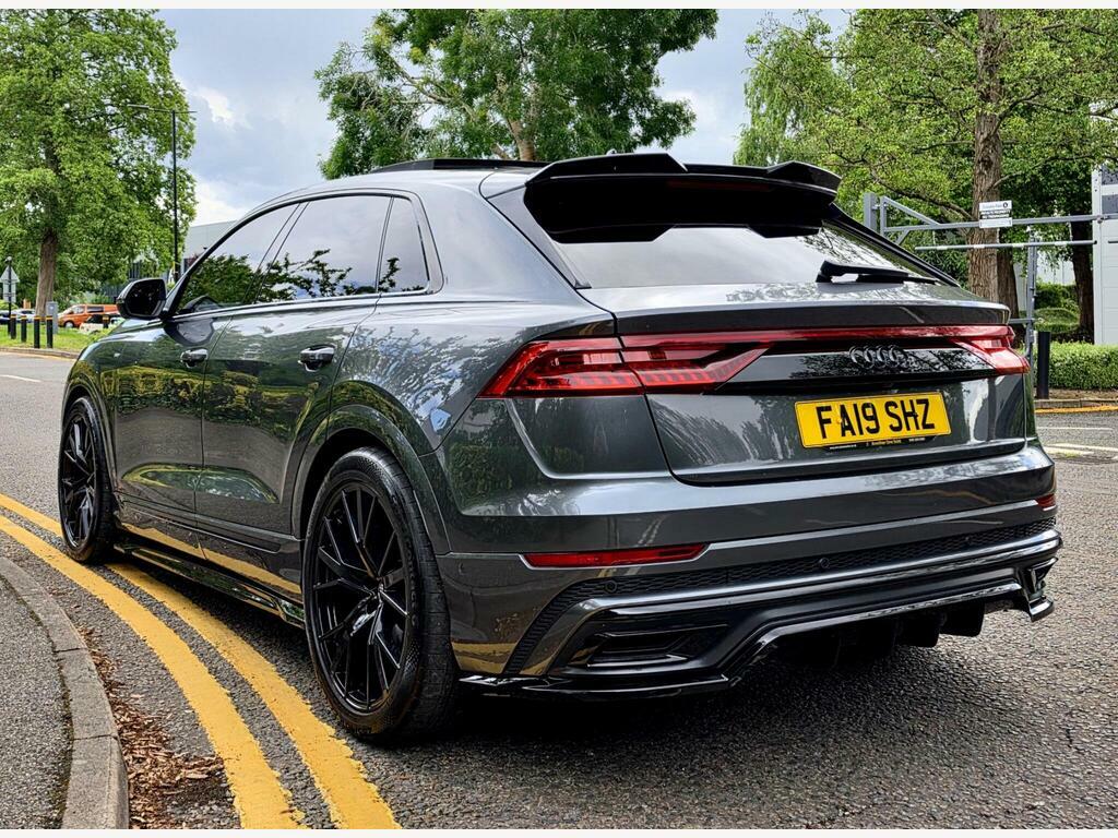 Audi Q8 S Line Black #18