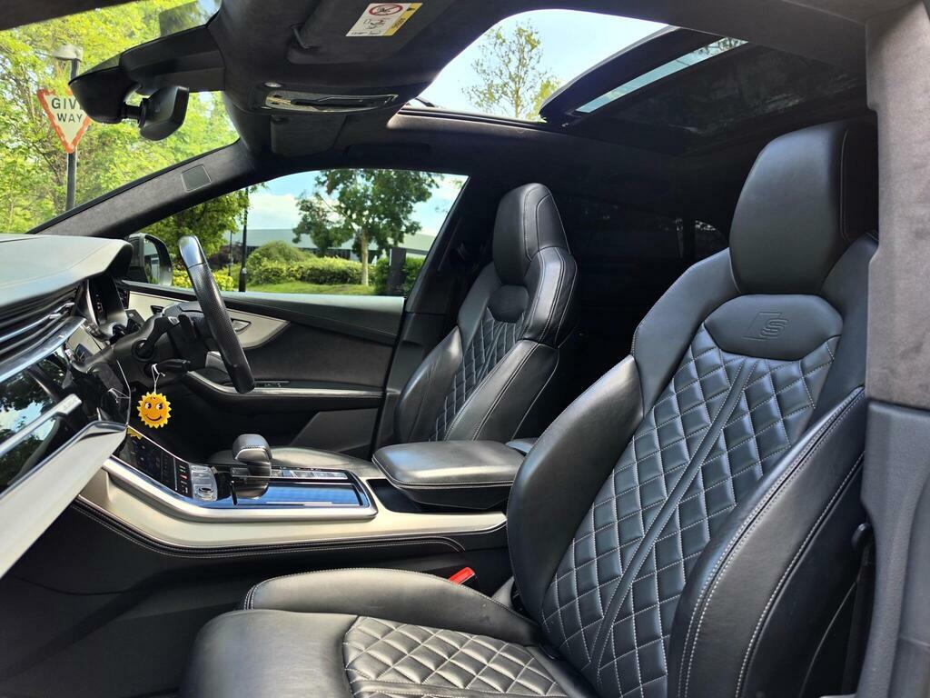 Audi Q8 S Line Black #7