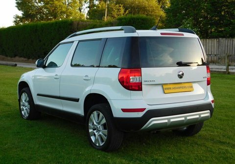 Skoda Yeti 1.2 Yeti Outdoor DE67EYO White #2