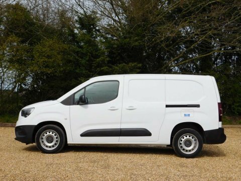 Vauxhall Combo 1.5 Turbo D White #4