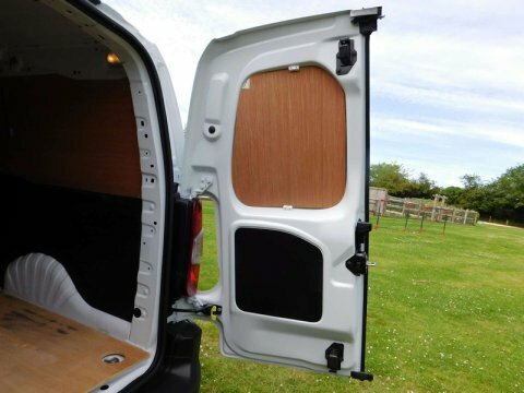 Vauxhall Combo Combo 1.5D 100Ps Prime Van White #20