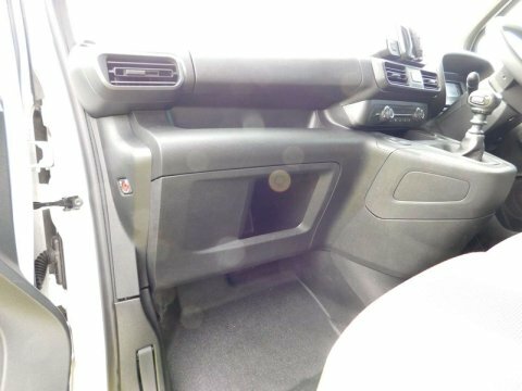 Vauxhall Combo Combo 1.5D 100Ps Prime Van White #24