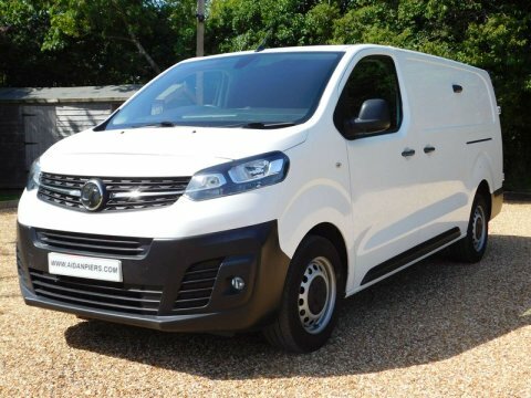 Vauxhall Vivaro 1.5 Turbo D White #4