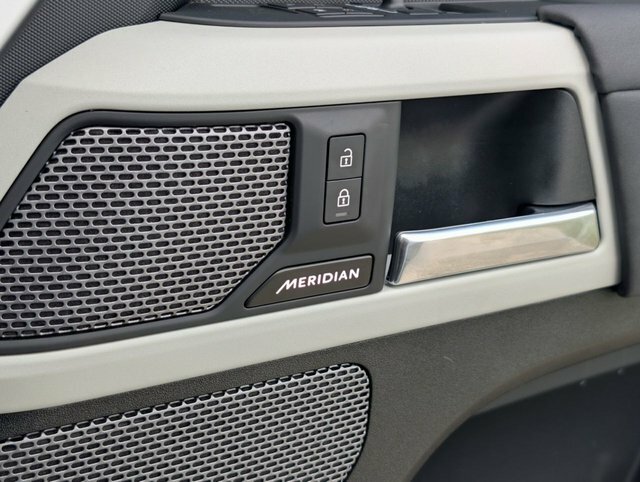 Land Rover Defender 90 Defender Hard Top Se D Mhev Grey #25