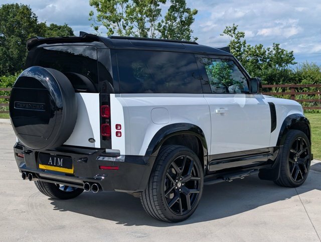 Land Rover Defender 90 D250 Mhev X-dynamic Se White #2