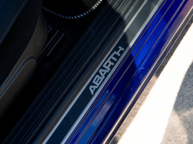 Abarth 595 1.4 T-jet 180 Competizione Grey #24