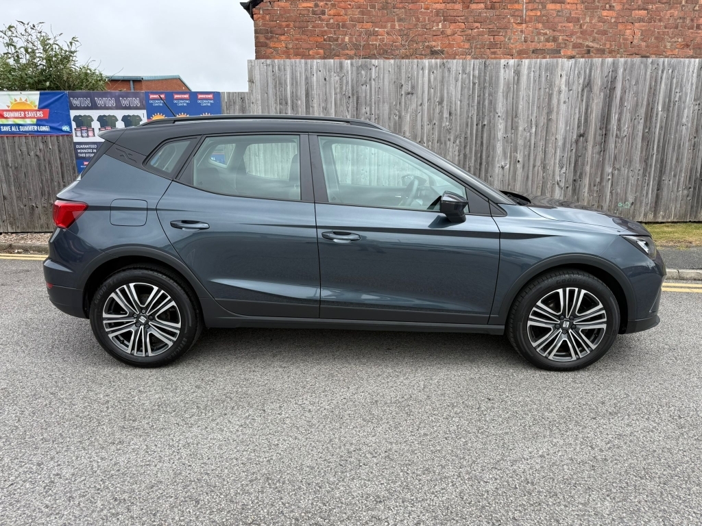 Seat Arona 1.0 Tsi Se Technology YT73HKJ Grey #6