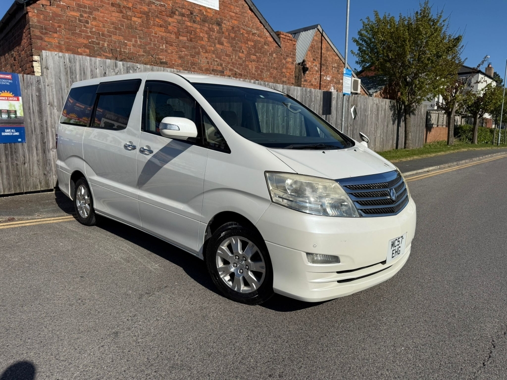 Toyota Alphard Suv Black #1