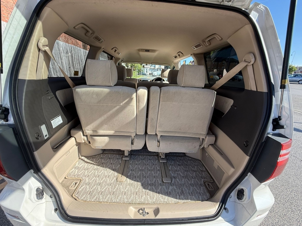 Toyota Alphard Suv Black #13