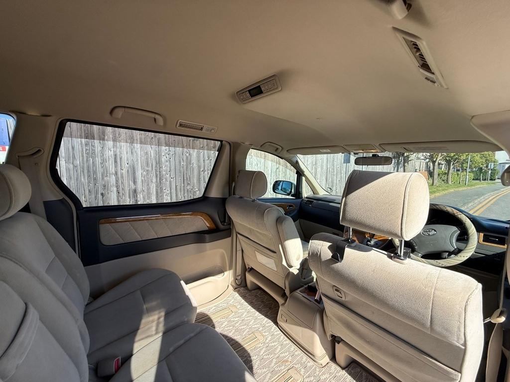 Toyota Alphard Suv Black #11
