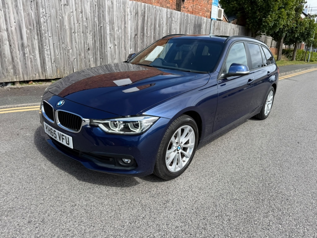 BMW 3 Series 2.0 318D Se Touring Blue #4