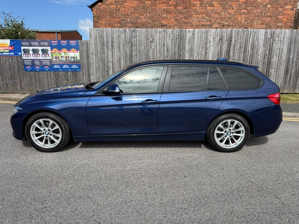 BMW 3 Series 2.0 318D Se Touring Blue #5