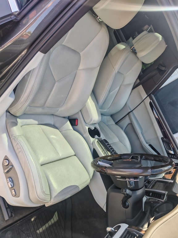 Porsche Macan 3.0 D S Pdk 258 Bhp Black #12