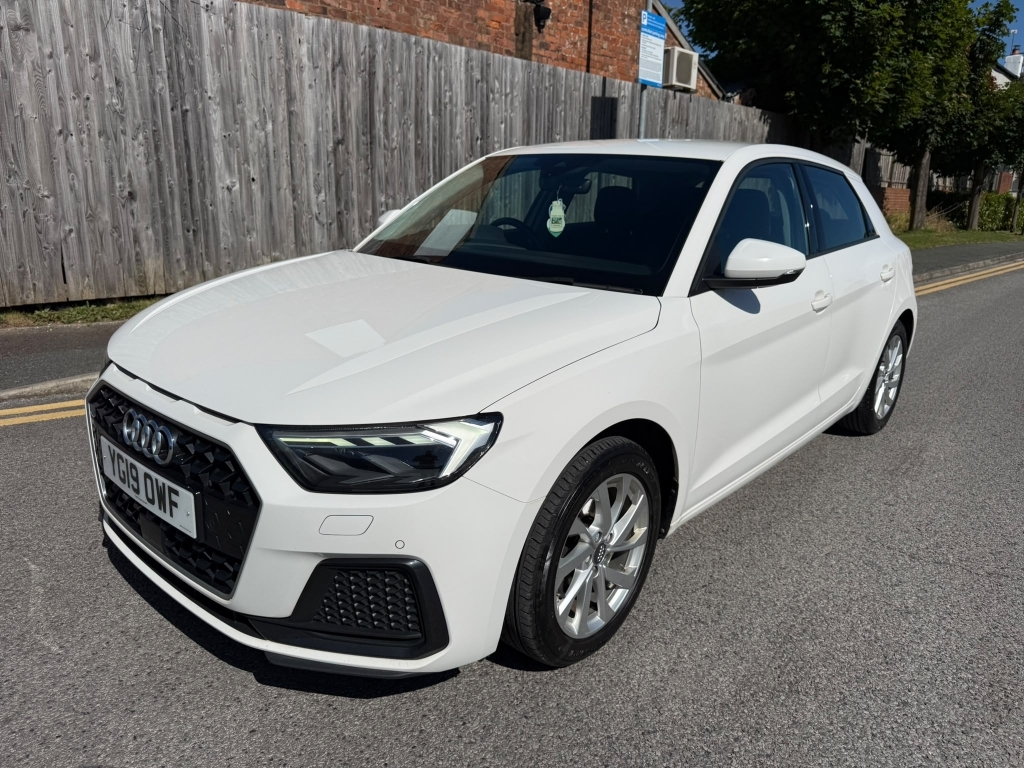 Audi A1 1.0 Sportback Tfsi Sport White #4