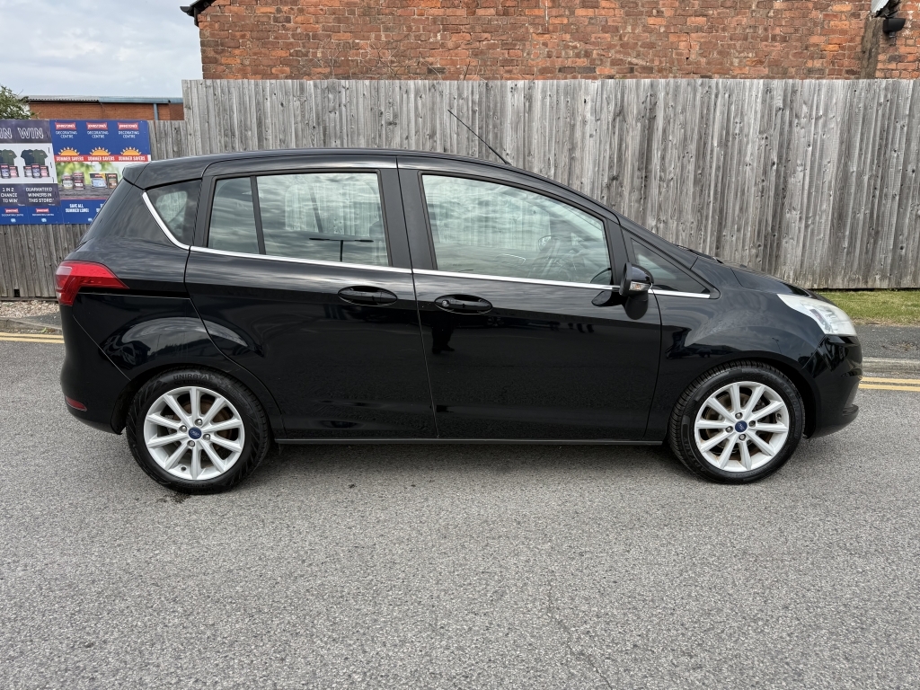 Ford B-Max Mpv 1.0T Ecoboost Titanium Navigator Euro 6 Ss Silver #9
