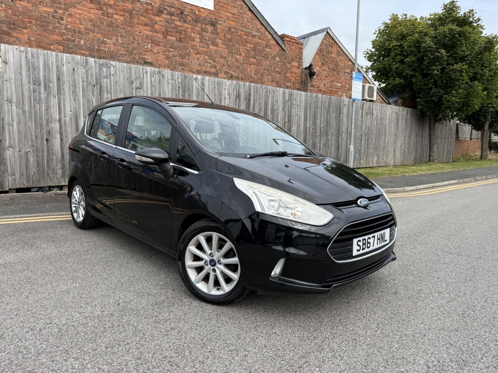 Ford B-Max 1.0 Titanium Navigator Black