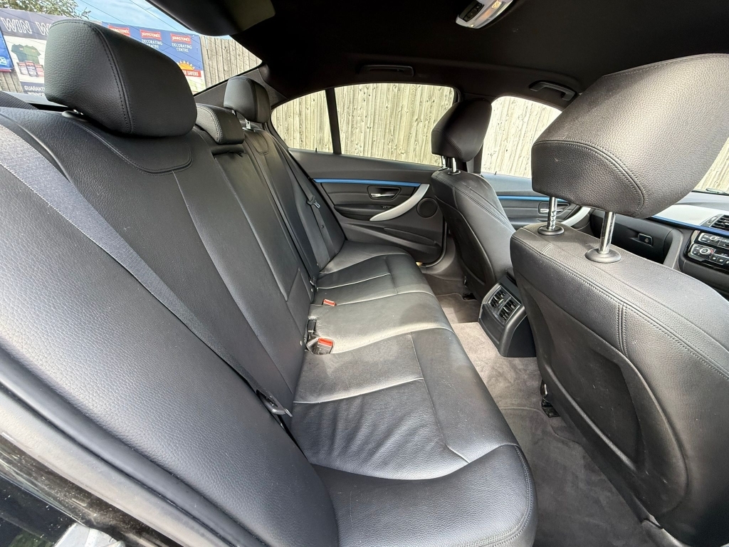 BMW 3 Series 2.0 320D Se Touring 188 Bhp Black #14