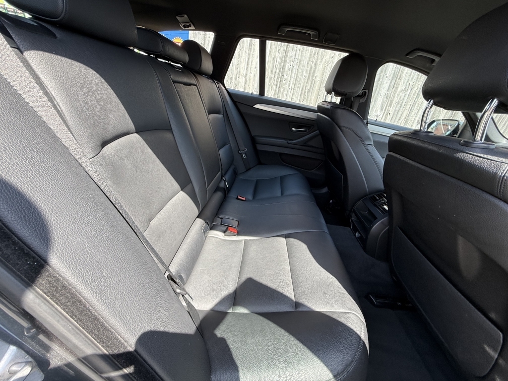 BMW 5 Series Hatchback Grey #13
