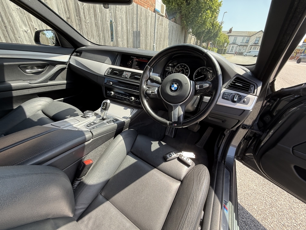 BMW 5 Series Hatchback Grey #11