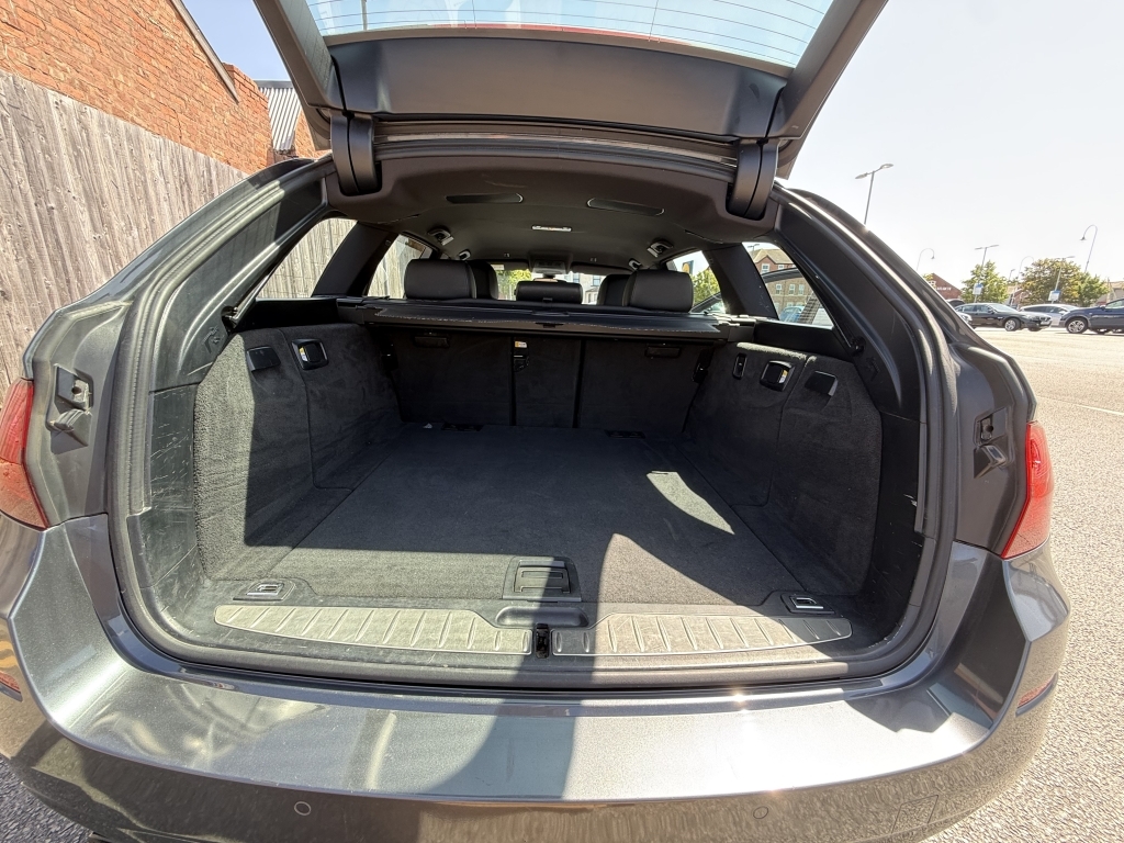 BMW 5 Series Hatchback Grey #14