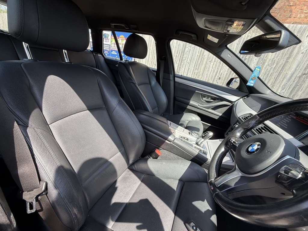 BMW 5 Series Hatchback Grey #12
